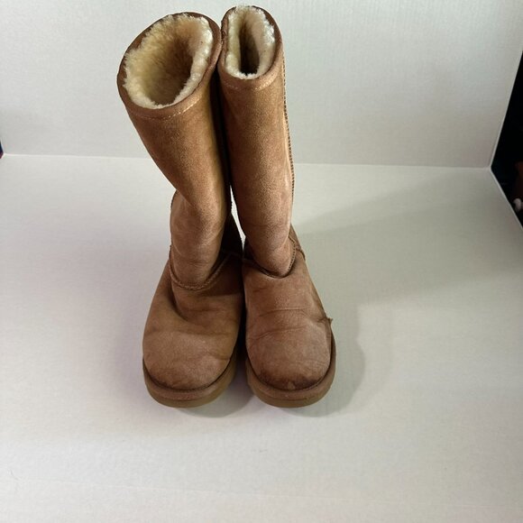 Tall Tan Warm Ugg Boots 9 - Picture 3 of 12